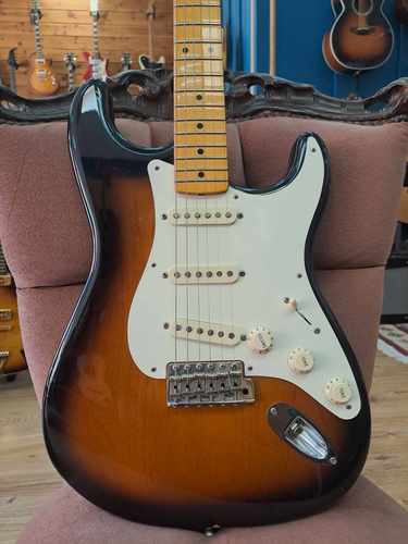 גיטרה חשמלית Fender Eric Johnson Stratocaster 2014
