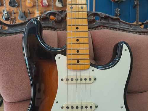גיטרה חשמלית Fender Eric Johnson Stratocaster 2014