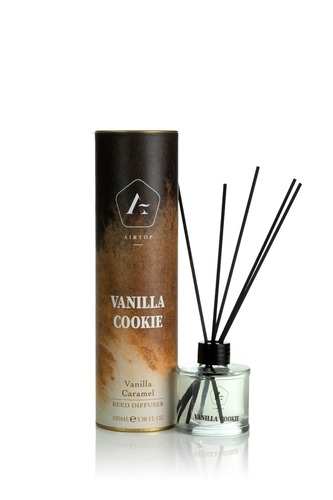 מבשם מקלות במבוק- VANILLA COOKIE - מפיץ ריח בניחוח וניל – קרמל 100 מ