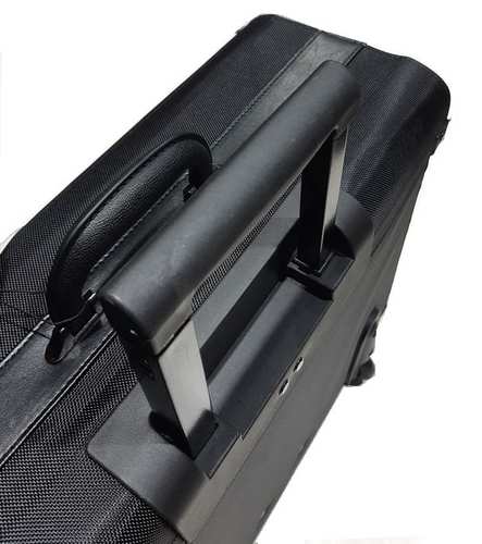   תיק מנהלים אייקוני למחשב על גלגלים עד 17 אינץ  Pilot Case Black 
