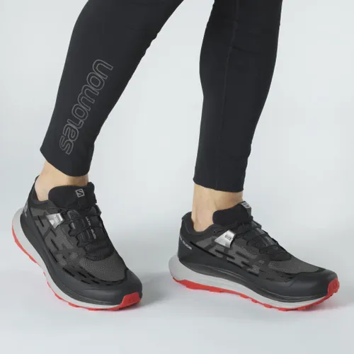 נעלי ULTRA GLIDE בצבע שחור מבית המותג סלומון SALOMON