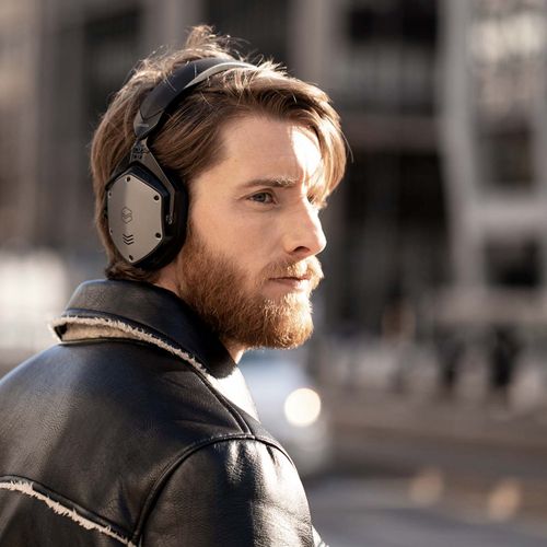 זוית נוספת V-MODA M-200 ANC
