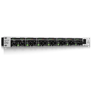 מיקסר / ספליטר Behringer Ultralink Pro MX882