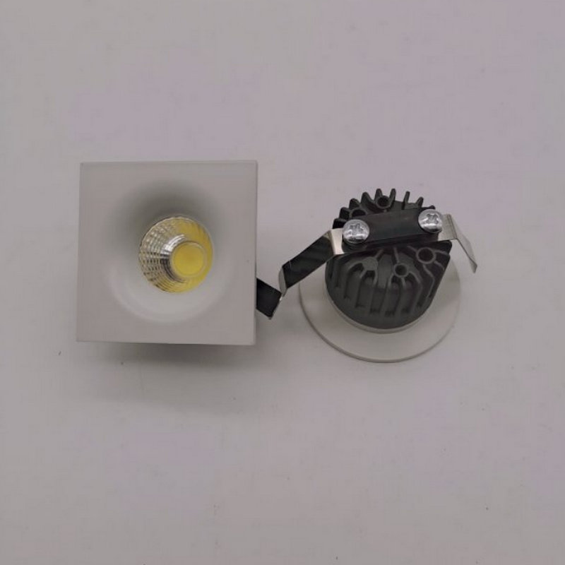 NUT-3W-WH-SQ
