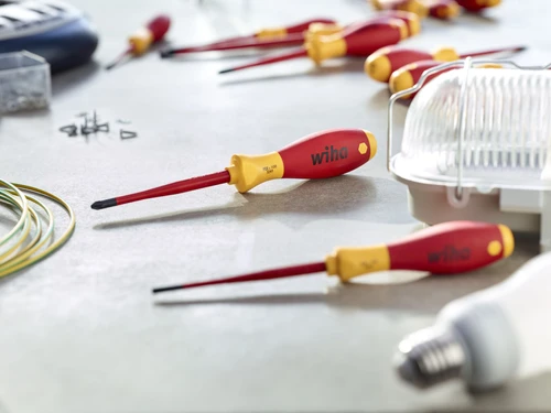 סט מברגים לחשמל Wiha SoftFinish® electric slimFix 