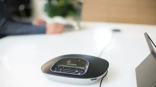 מצלמת רשת Logitech Group Video Conferencing לוגיטק מערכת לשיחות ועידה לוגיטק GROUP 96000-105-70