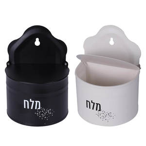 קופסא למלח עשויה מתכת