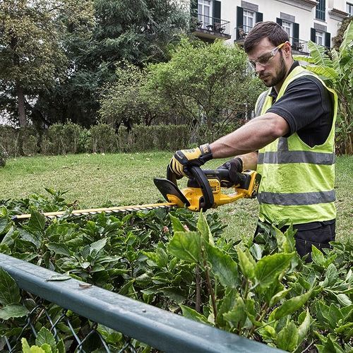 גוזם גדר חיה דיוולט דגם DCMHT563 DEWALT