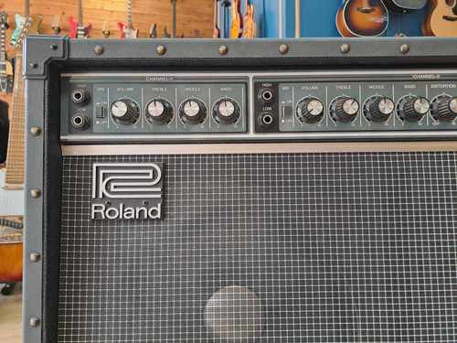 Roland JC-120