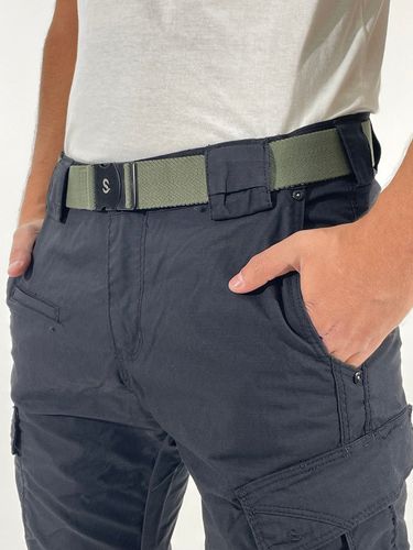 חגורה נמתחת סטרץ'