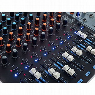 מיקסר LD Systems Vibz 12 DC עם אפקטים