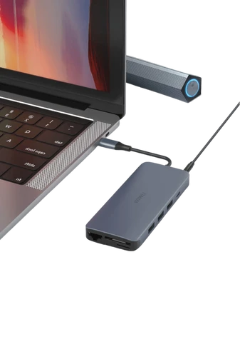 תחנת עגינה 12 ב-1 למחשב נייד בחיבור USB-C דגם WIWU Alpha - לריכוז ממשקים נייד וקומפקטי הכולל 3 יציאות USB 3.0, 3 יציאות USB 2.0, יציאת HDMI, יציאת RJ45 לחיבור כבל רשת, קורא כרטיסי SD, קורא כרטיסי Micro SD (TF), יציאת אוזניות 3.5 מ