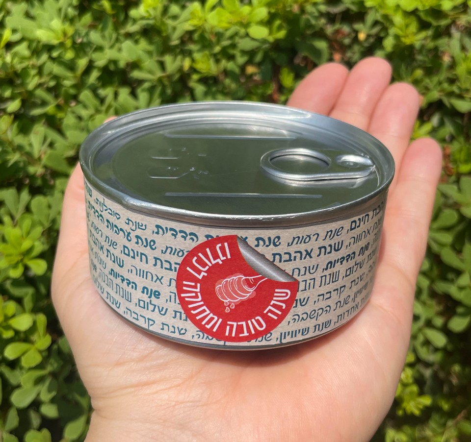 דגי שוקולד בפחית שימורים
