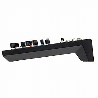 מיקסר LD Systems Vibz 6 D עם אפקטים