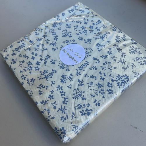 מפית - Cream with Blue flowers