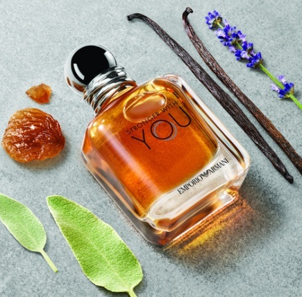 בושם לגבר Armani Stronger With You EDT 100 ml