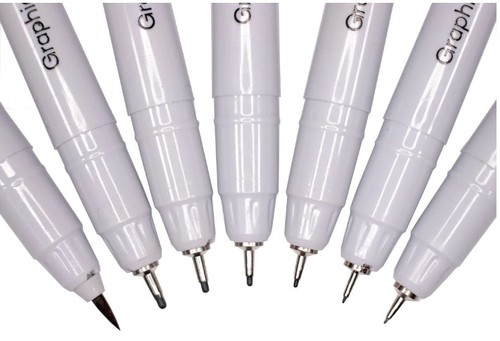 סט 7 לינרים שחורים בעוביים שונים GRAPHIC FINELINERS