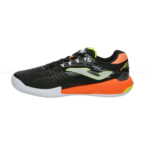 נעלי טניס של חברת JOMA