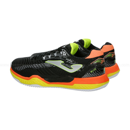 נעלי טניס של חברת JOMA