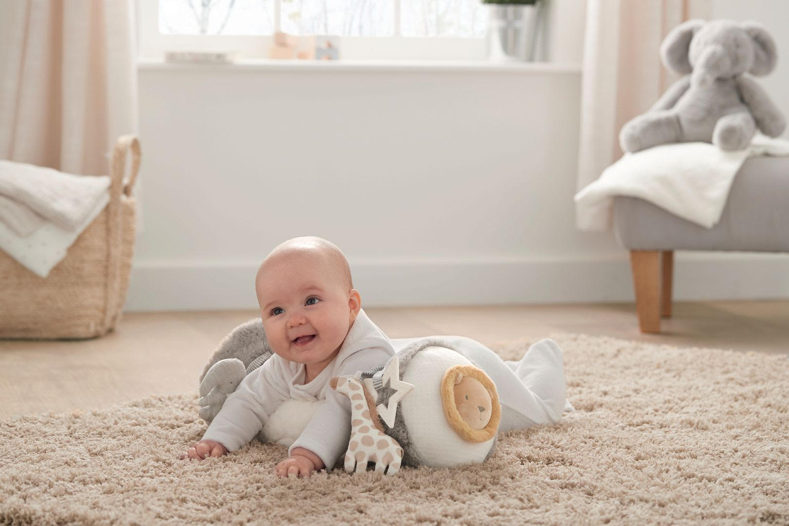 כרית התפתחות בטן אפור פעילות
