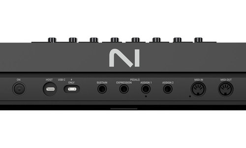 מקלדת שליטה Kontrol S61 MK3