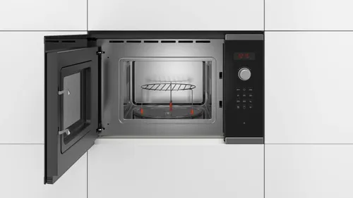 מיקרוגל בנוי דיגיטלי 20 ליטר משולב גריל Bosch Serie 4 BEL523MS0 800W - צבע שחור