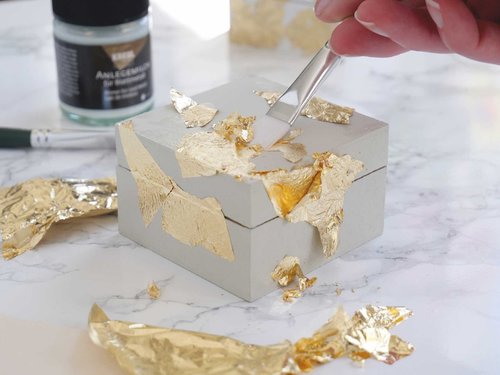 ערכת הזהבה עם עלי זהב GOLDEN ELEGANCE