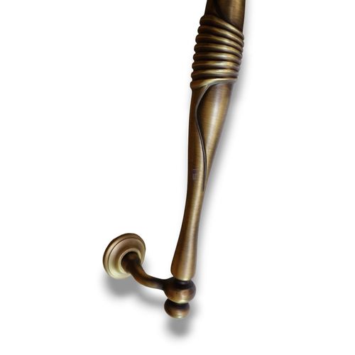 ידית משיכה דגם PIREO ברונזה