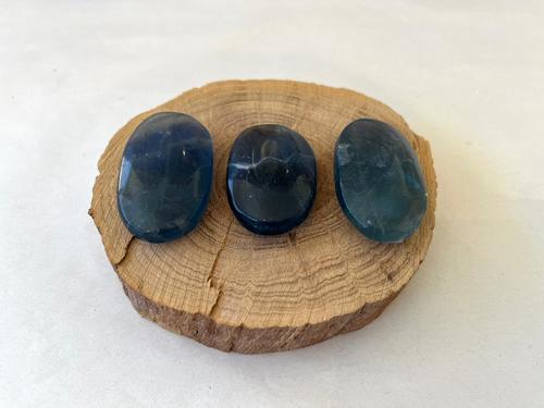 פלואורייט כחולה BLUE FLOURITE PALM 