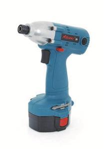 מברגה אימפקט 12V דגם M כולל 2 סוללות ומטען במזוודה ASAKI