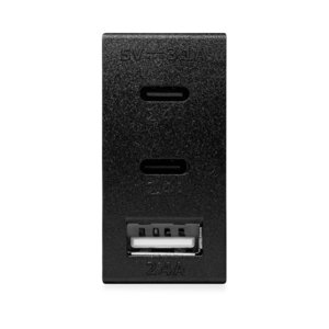 שקע מטען USB טריפל PD סופר מהיר ניסקוסוויץ שחור מט 20W USB+2TYPE-C