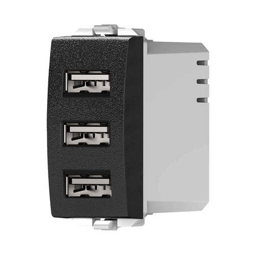 שקע מטען USB טריפל ניסקוסוויץ שחור מט 3.1A 3*USB 