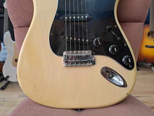 גיטרה חשמלית Fender Stratocaster ORIGINAL 1976