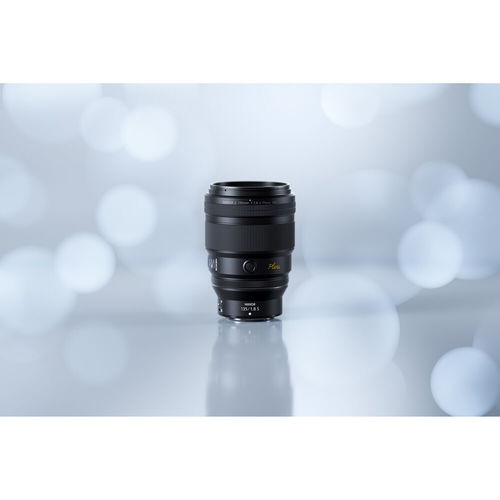 עדשה Nikon NIKKOR Z 135mm f/1.8 S Plena