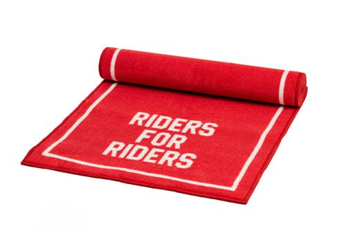 שטיח אדום לאופנוע RIDERS FOR RIDERS 