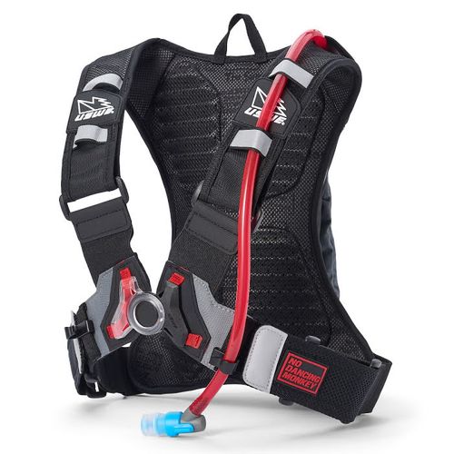 תיק רכיבה שחור  USWE RAW CARBON BLACK 3L