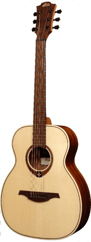 זוית נוספת Lag Guitars TRAMONTANE TRAVEL ENGELMANN SPRUCE