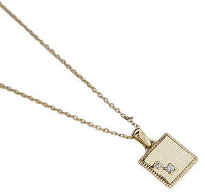 שרשרת מרובע זהב משובצת זרקונים - דנית (בקופסת מתנה מהודרת)