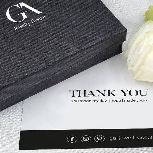 זוג עגילי תלתן צמודים מכסף עם זירקונים - אורי (בקופסת מתנה מהודרת)