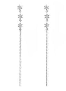 זוג עגילי שרשרת מכסף עם 3 פרחים משובצי זירקונים - קרלי (בקופסת מתנה מהודרת)