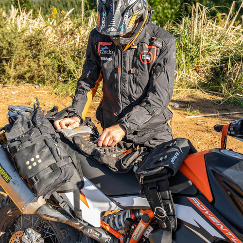 תיק מותן לכלים קרייגה שחור - KRIEGA R8 WAIST PACK