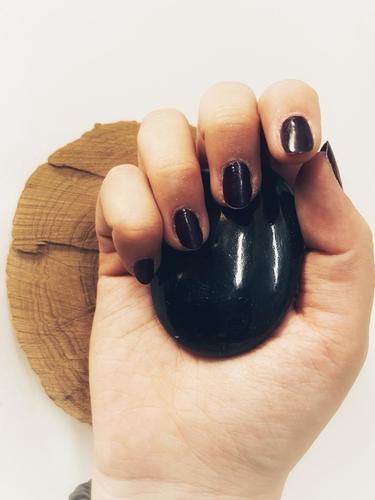 טורמלין שחורה פאלם BLACK TOURMALINE PALM (מתאימה לאחיזה ביד)