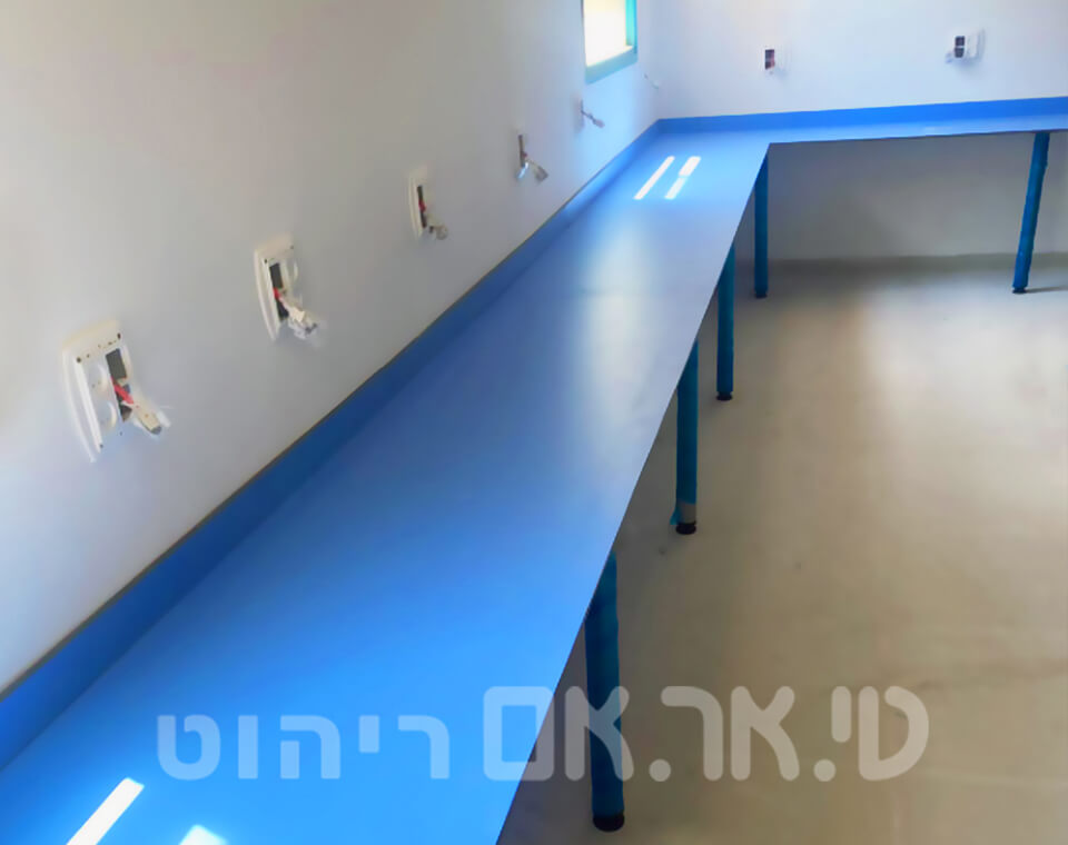 שולחן מעבדה הקפי מטרספה HPL