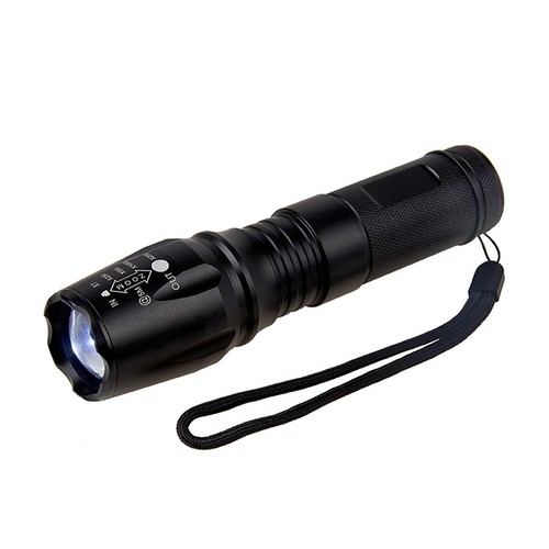 פנס מקצועי OPTO-LED בעוצמה 500 לומנס עם תאורת פוקוס משתנה במארז מתכתי OPTO 4707