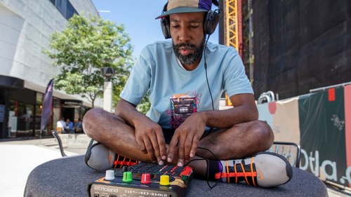 זוית נוספת Roland SP-404MKII Sampler