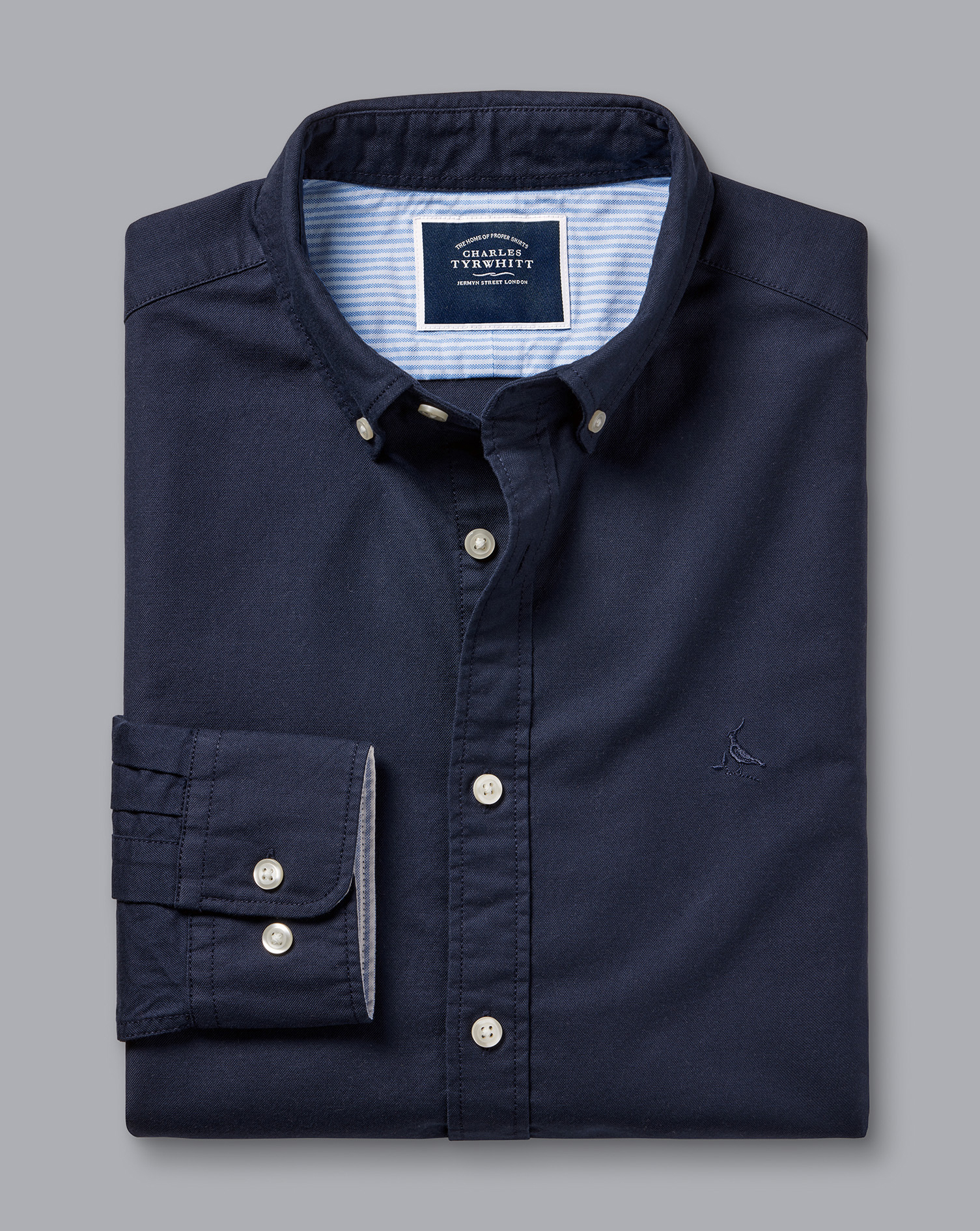 חולצת אוקספורד גזרת אקסטרה סלים - Navy blue plain extra slim fit button-down washed Oxford shirt