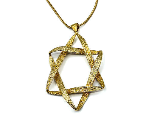 מגן דוד רקוע ענק