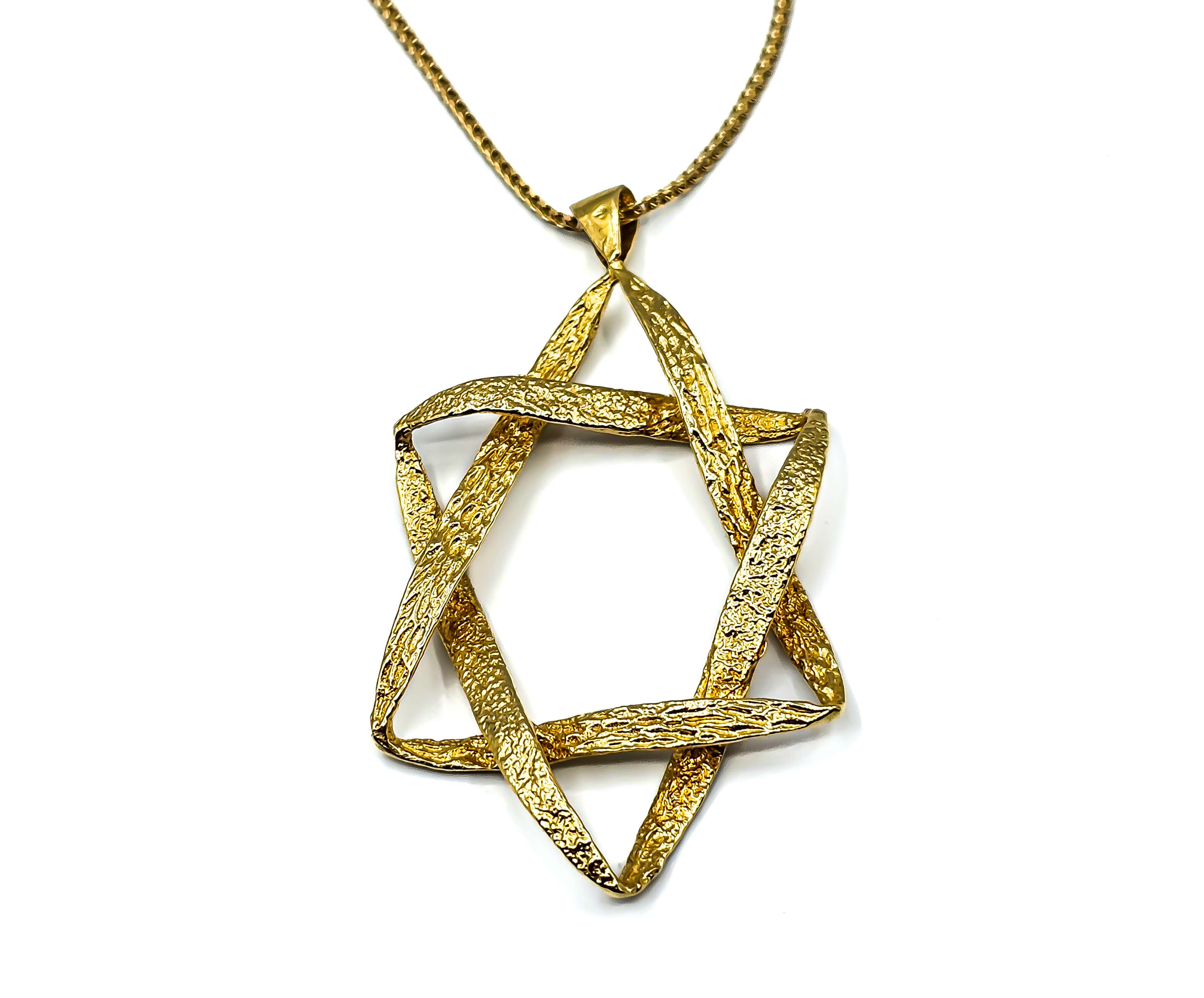 מגן דוד רקוע ענק