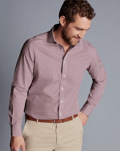חולצה גזרת קלאסיק  - Claret pink non-iron mini gingham cutaway classic fit shirt