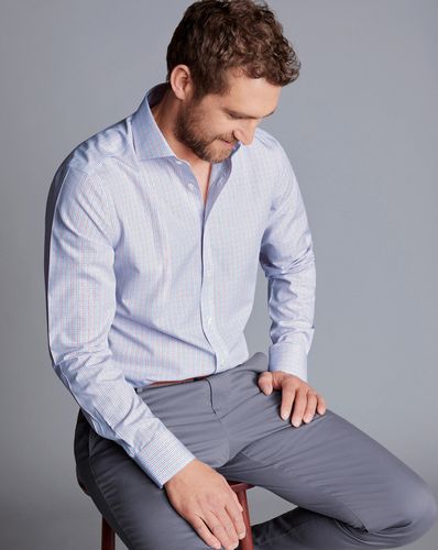 חולצה אדומה משבצת גזרת סלים  -Red non-iron fine line check cutaway slim fit shirt